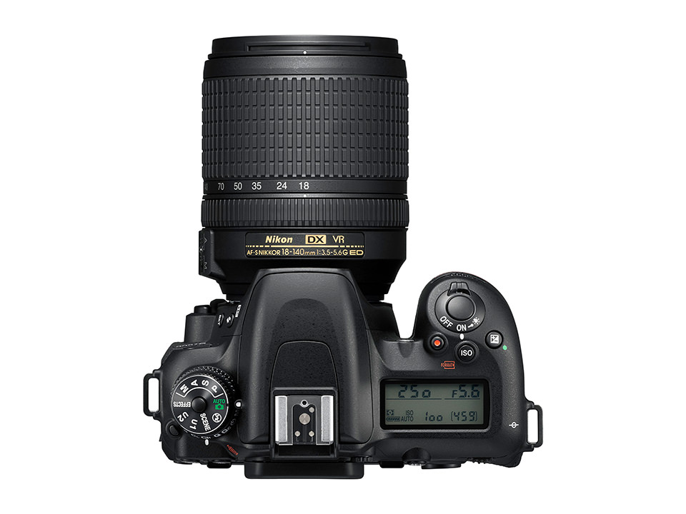 Nikon デジタル一眼レフカメラ D7500 ボディ ブラック :B06ZYWZX3Q